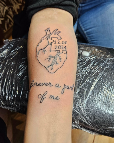 outline-heart-tattoo